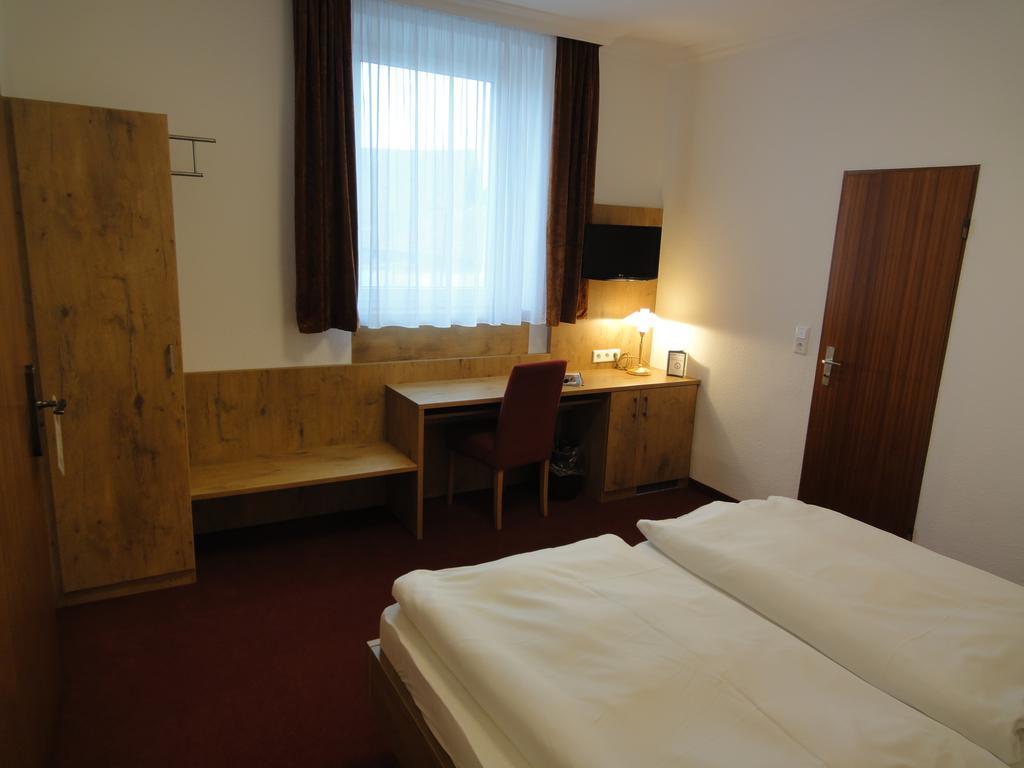 Hotel Krone Rielasingen-Worblingen Bilik gambar